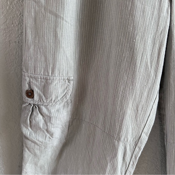 Patagonia Women’s Hemp Cargo Cropped Pants Gray Size 10 Button Fly Utility - Picture 4 of 15